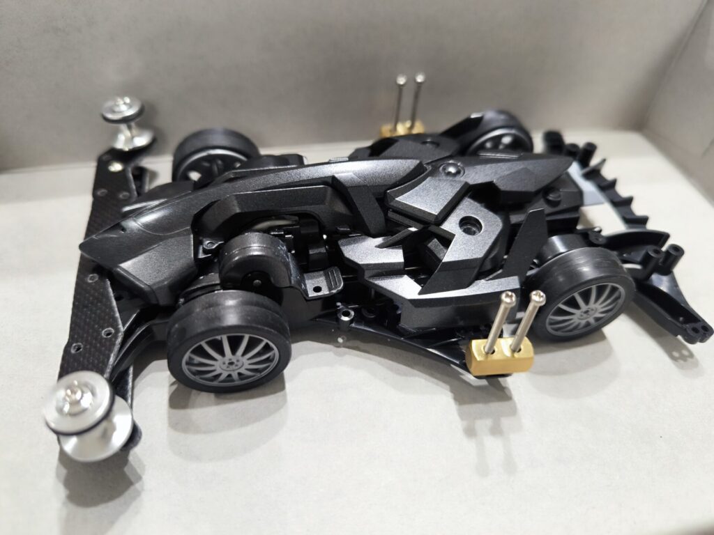 マッハフレーム ブラック もはやバットモービル